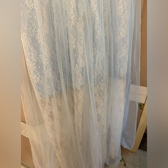 Women’s SHEIN size large long lace baby blue dress - Picture 8 of 10